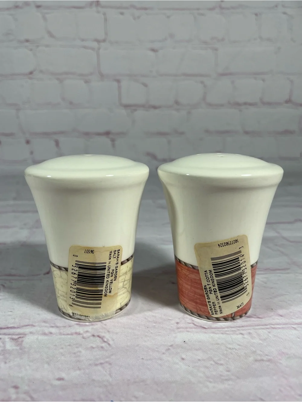 Vintage Wedgwood Sarah’s Garden Earthenware Salt and Pepper Shaker Pair England